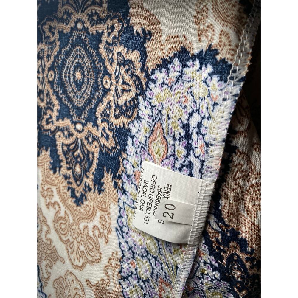 Fenix Trading - Intricate Patterned Collared Button-Up - XXL - Picture 4 of 11